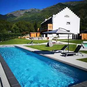 Apartment L'argalyde Esprit Pyrenees Wellness & Cycling 
